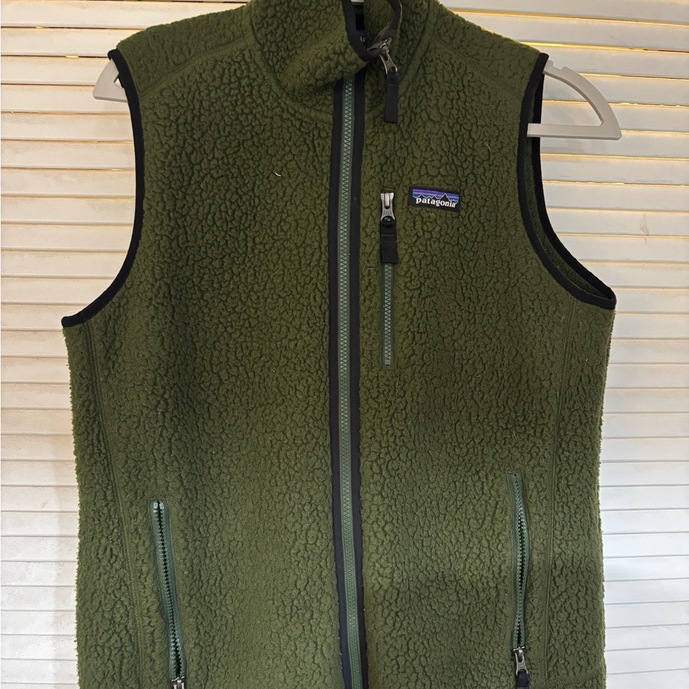 Patagonia Men's Olive Fleece Vest